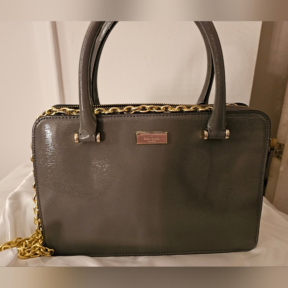 Kate Spade Patent Shoulder Bag EUC - Picture 2 of 10